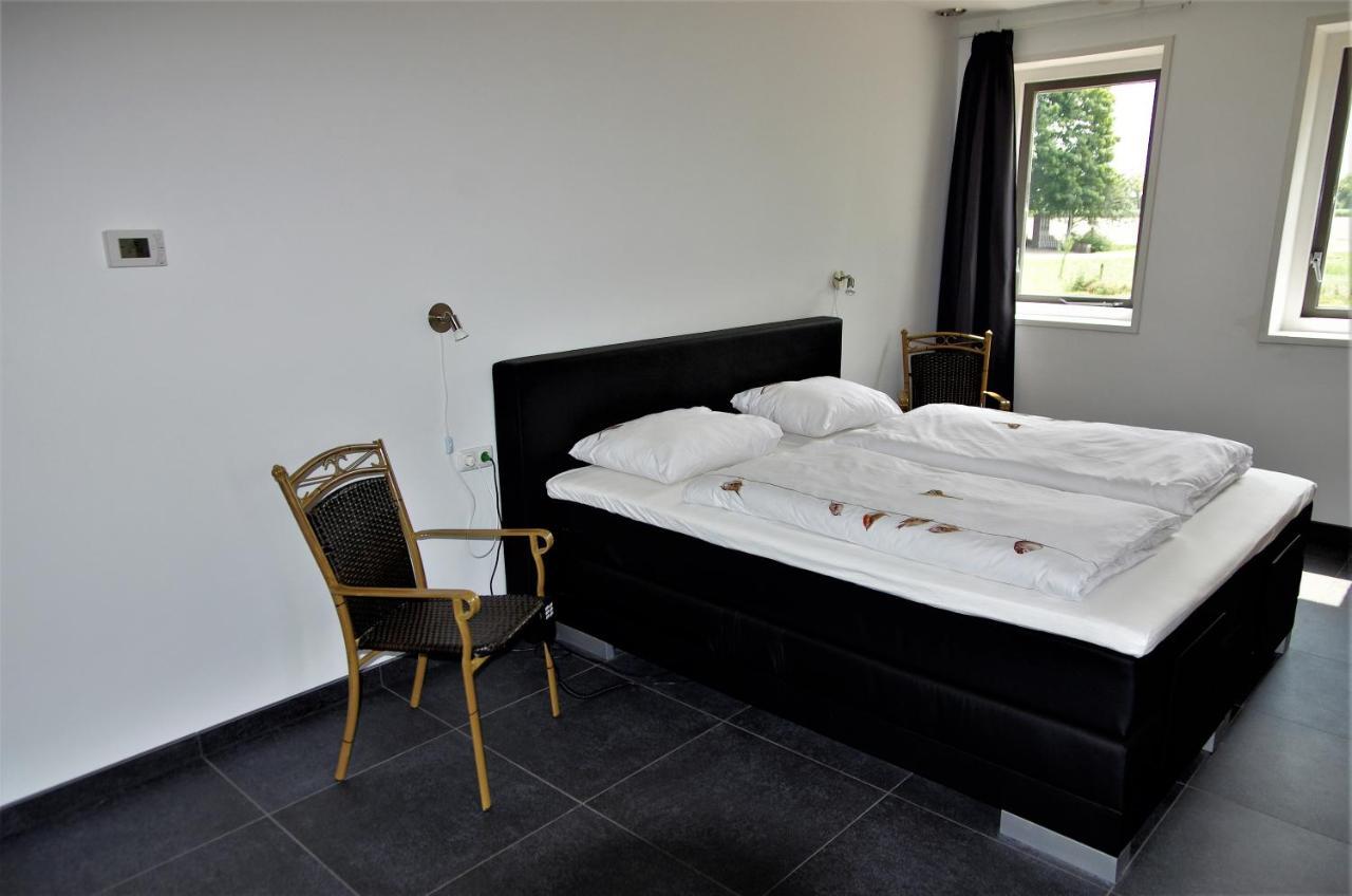 Bed And Breakfast Wouw Esterno foto