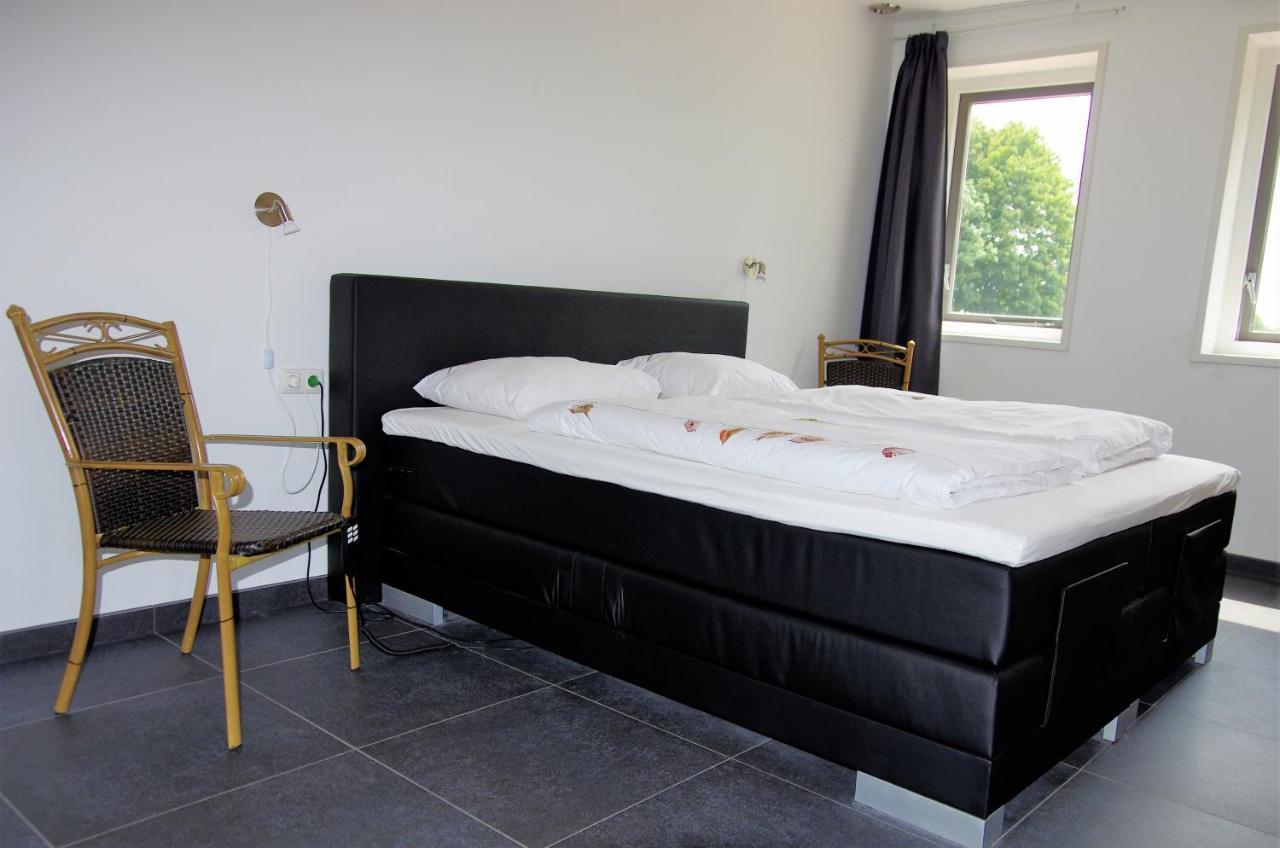 Bed And Breakfast Wouw Esterno foto