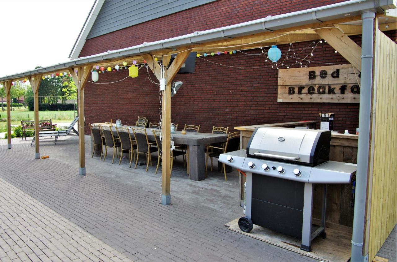 Bed And Breakfast Wouw Esterno foto